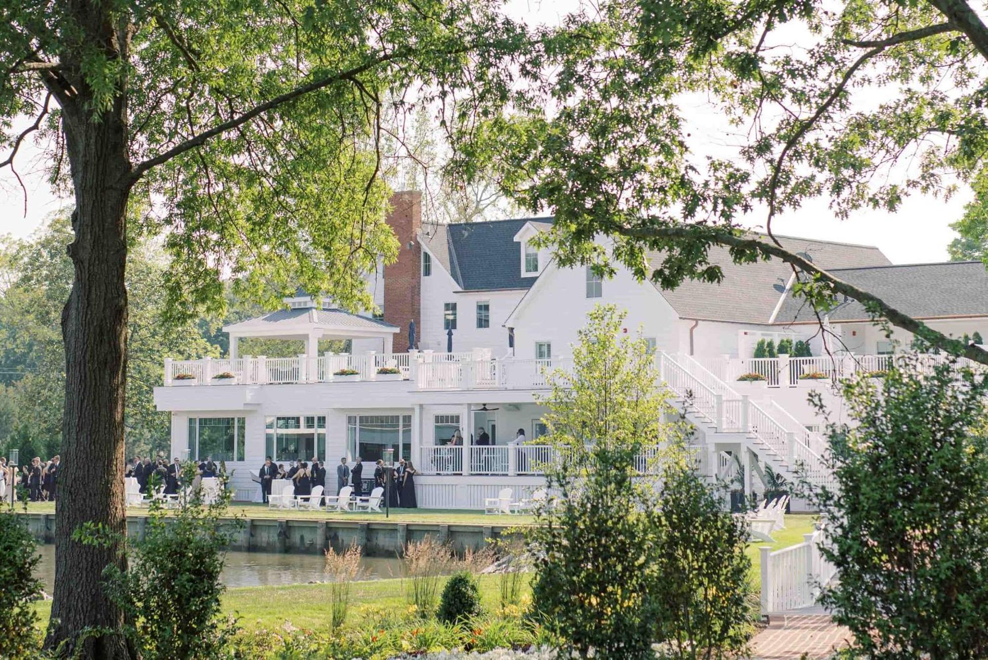 The Oaks Waterfront Hotel Saint Michaels Exterior photo